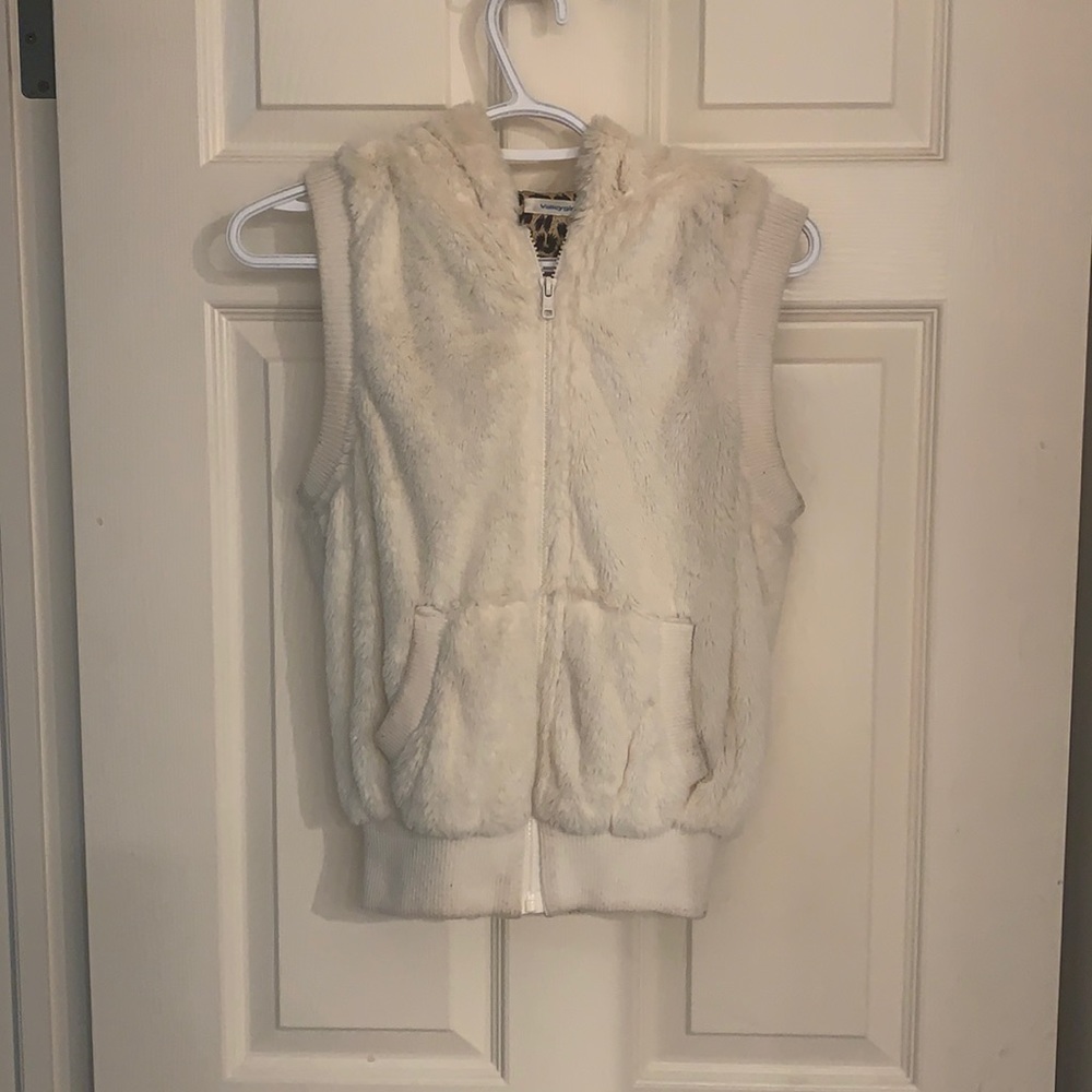 Cream fur vest with leopard print inside, size small